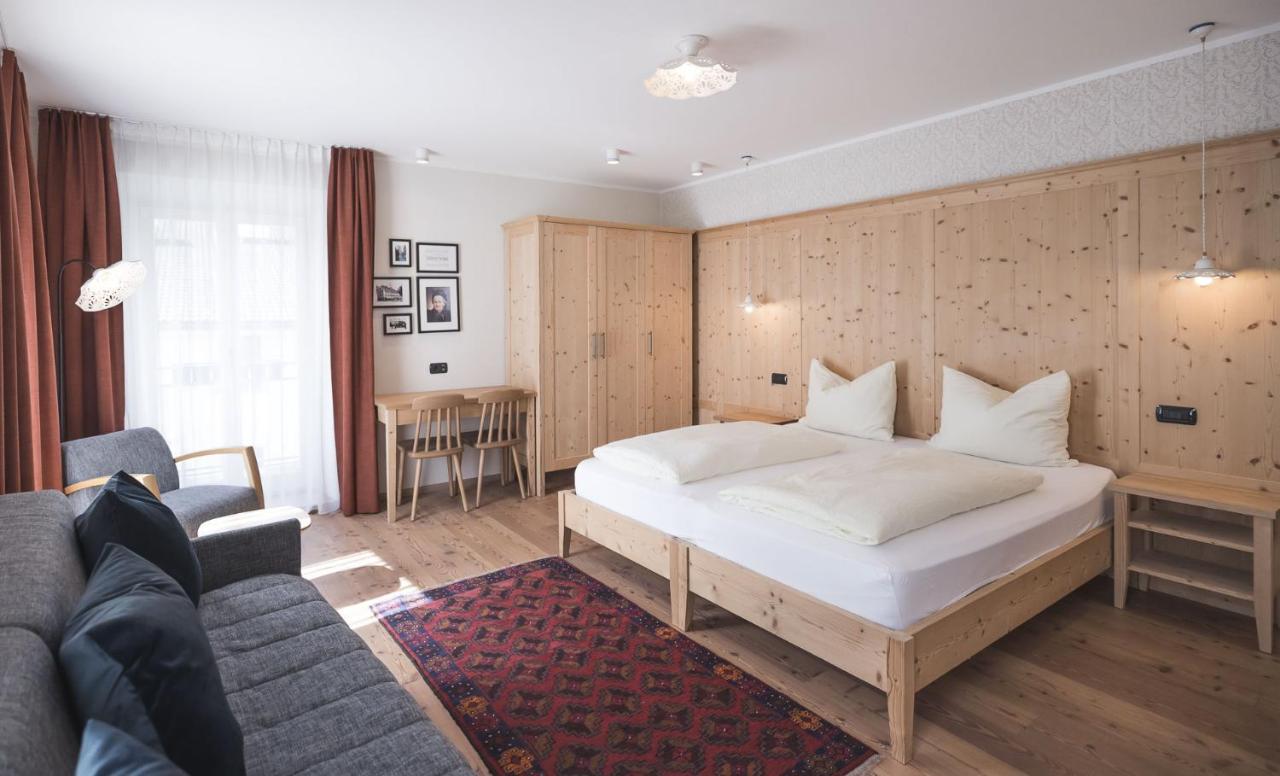 Emma Historic Hotel Виллабасса Экстерьер фото