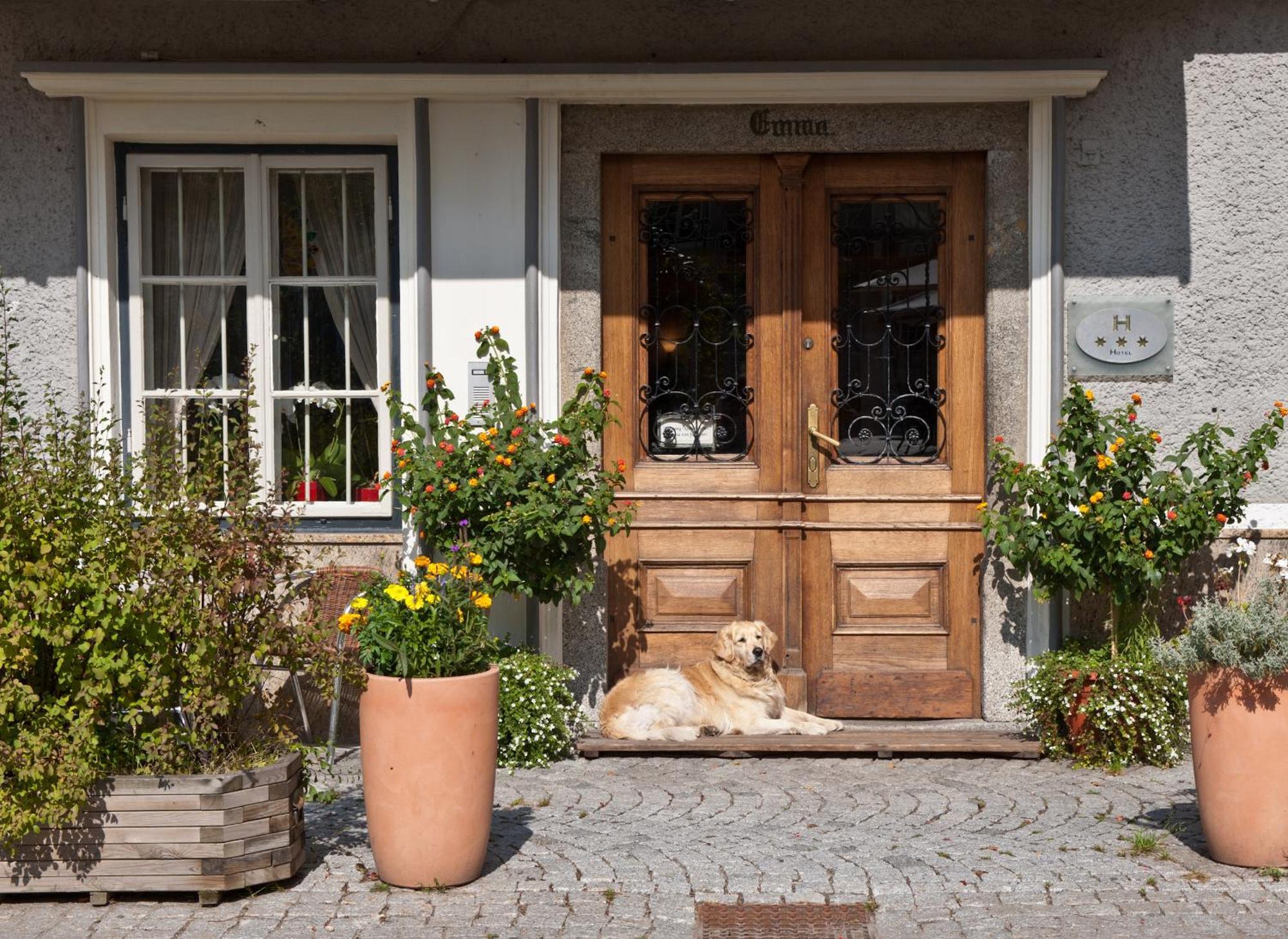 Emma Historic Hotel Виллабасса Экстерьер фото